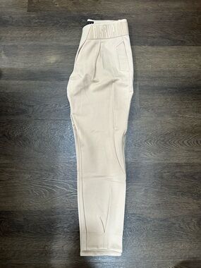 Lime and Vine Slim Stretch Jogger Pants in Beige